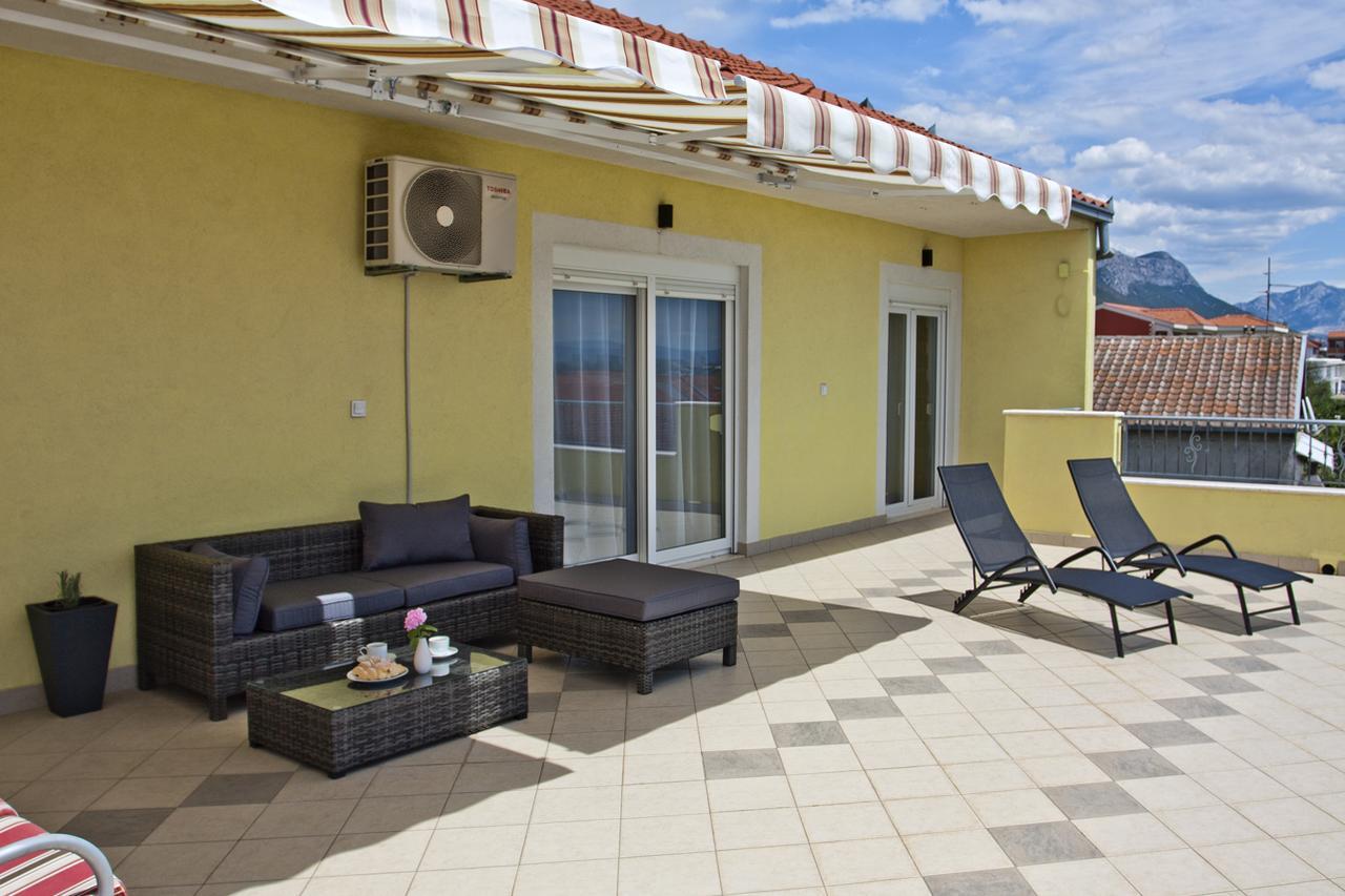 Apartment Noel Kastela Exterior photo